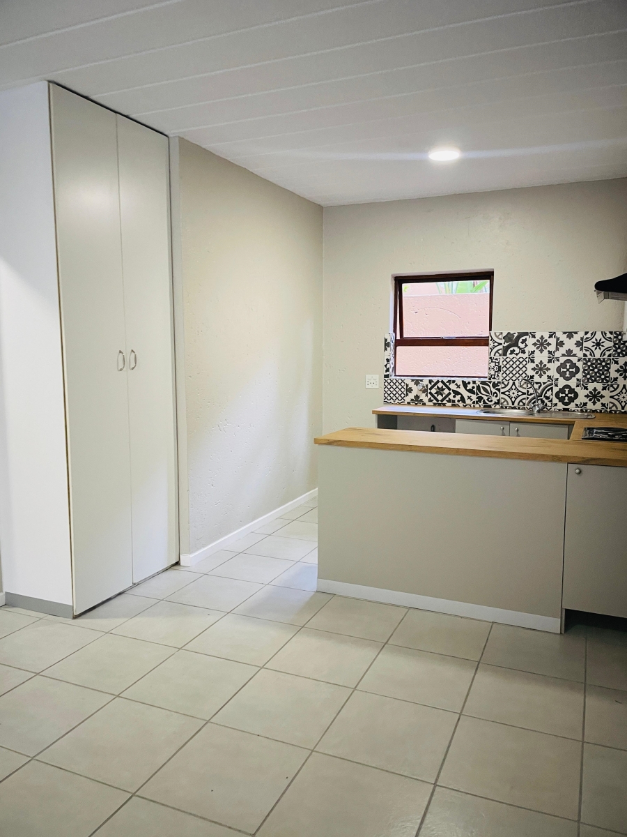 2 Bedroom Property for Sale in Douglasdale Gauteng