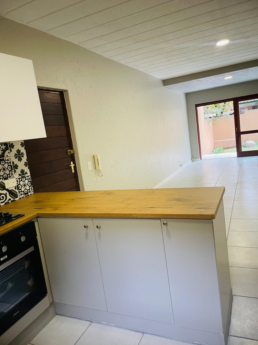 2 Bedroom Property for Sale in Douglasdale Gauteng