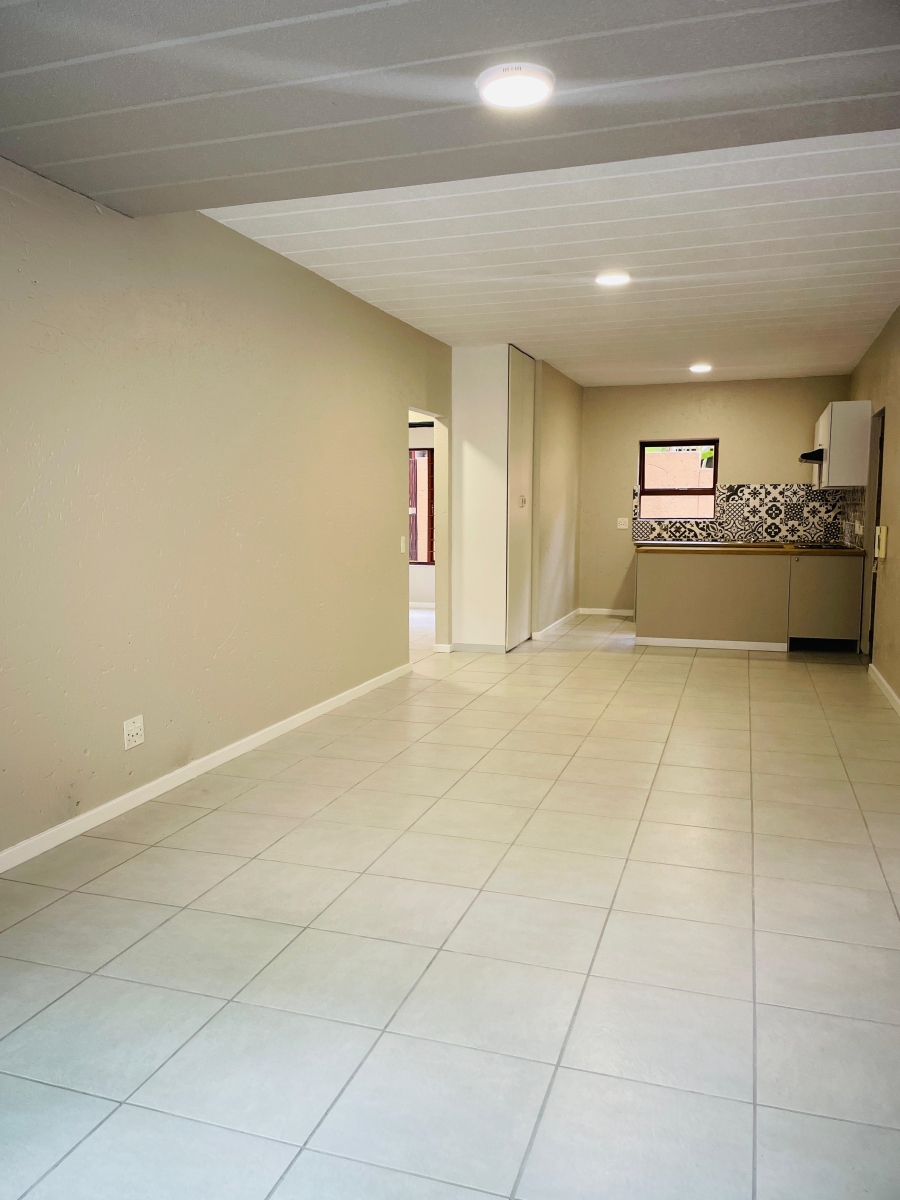 2 Bedroom Property for Sale in Douglasdale Gauteng