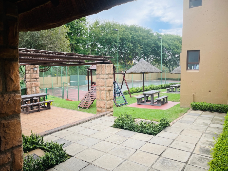 2 Bedroom Property for Sale in Douglasdale Gauteng