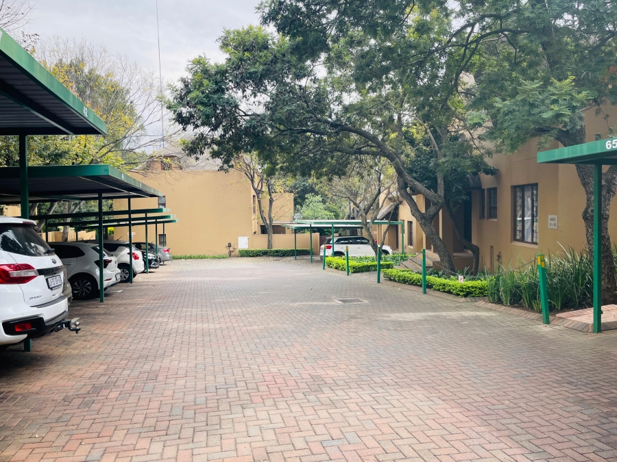 2 Bedroom Property for Sale in Douglasdale Gauteng