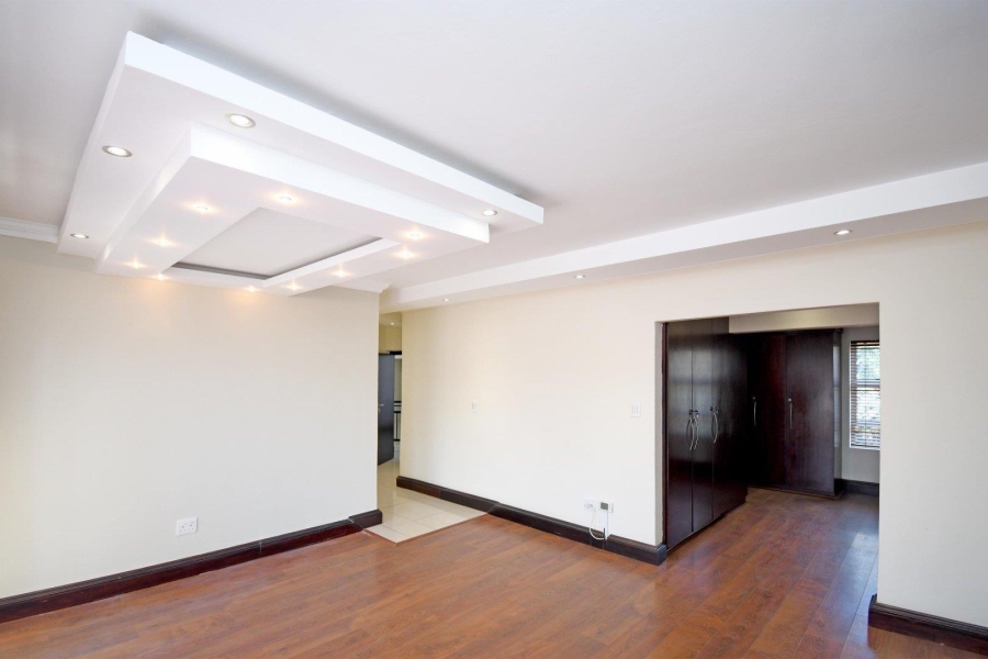 To Let 5 Bedroom Property for Rent in Eldo Glen Gauteng