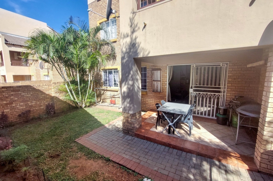 2 Bedroom Property for Sale in Eco Park Gauteng