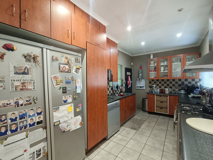 4 Bedroom Property for Sale in Clubview Gauteng