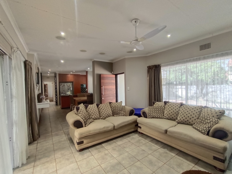 4 Bedroom Property for Sale in Clubview Gauteng