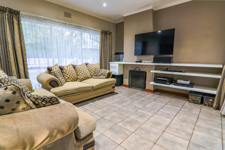 4 Bedroom Property for Sale in Clubview Gauteng