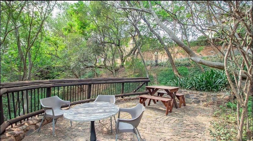 3 Bedroom Property for Sale in Boardwalk Gauteng