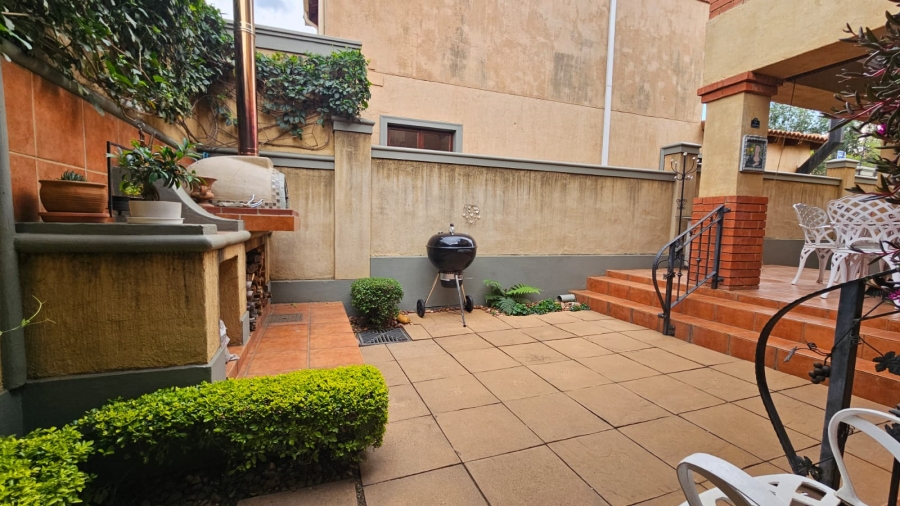 3 Bedroom Property for Sale in Boardwalk Gauteng
