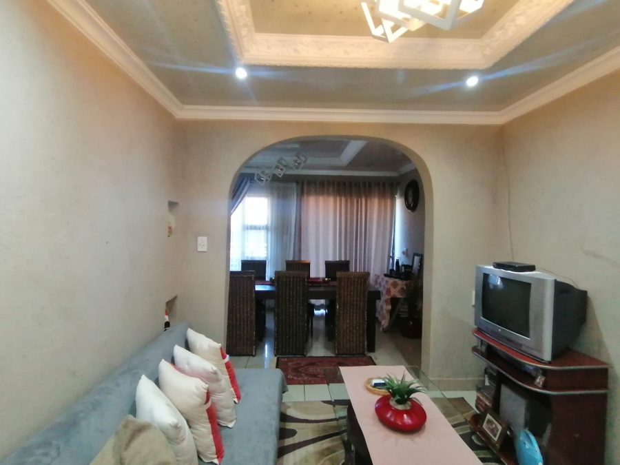 2 Bedroom Property for Sale in Orange Farm Gauteng