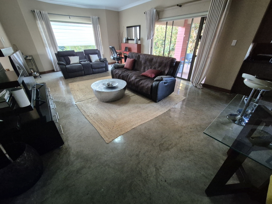 3 Bedroom Property for Sale in Thatchfield Close Gauteng