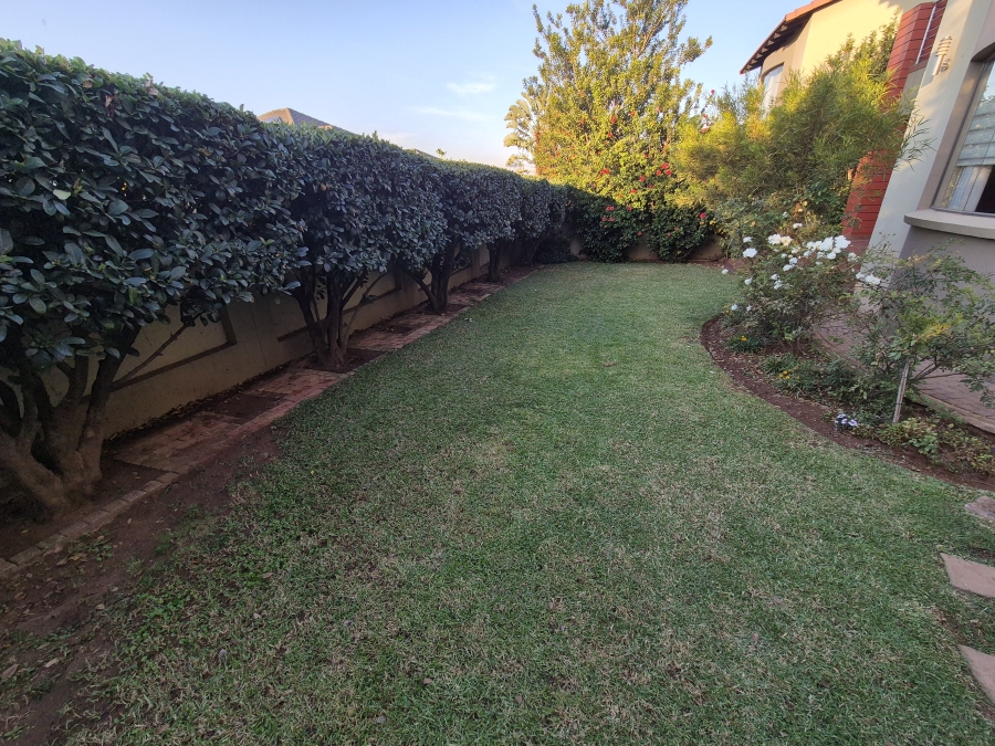 3 Bedroom Property for Sale in Thatchfield Close Gauteng