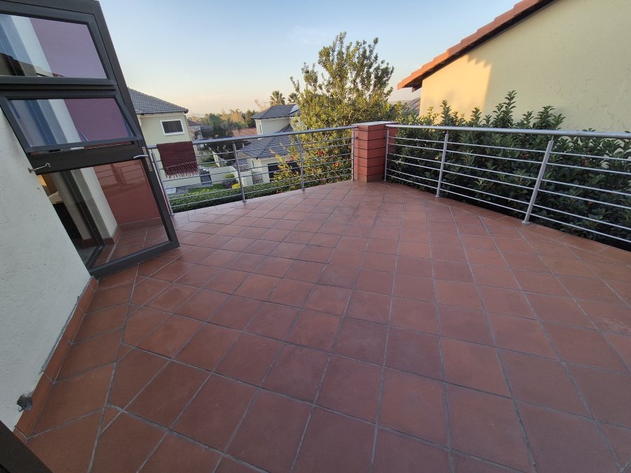 3 Bedroom Property for Sale in Thatchfield Close Gauteng