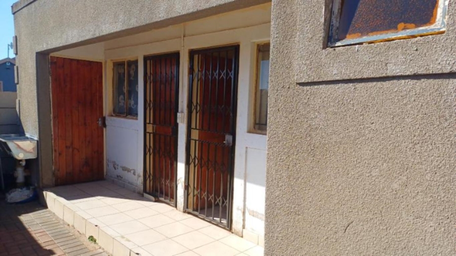 4 Bedroom Property for Sale in Sky City Gauteng