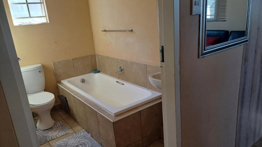 4 Bedroom Property for Sale in Sky City Gauteng