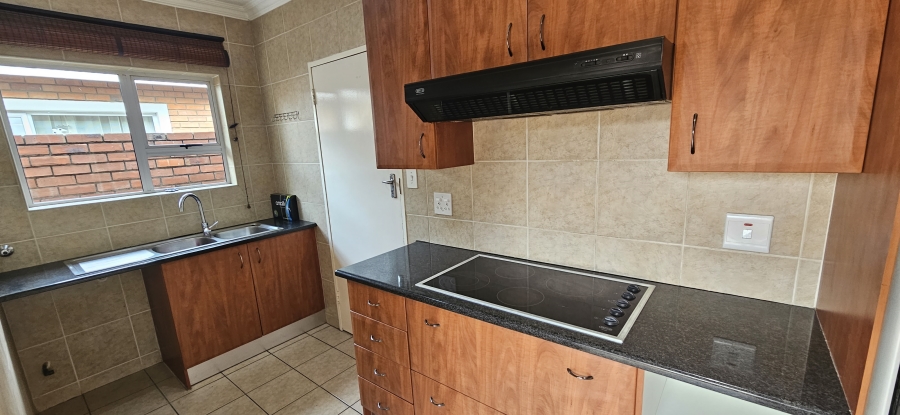 3 Bedroom Property for Sale in New Redruth Gauteng