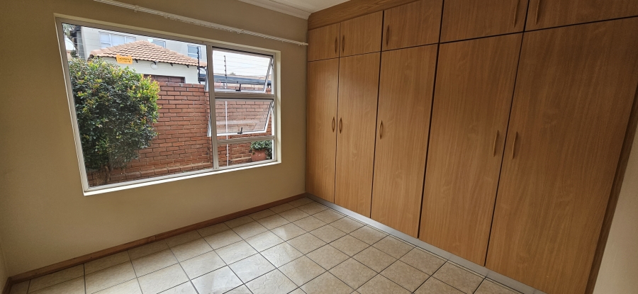 3 Bedroom Property for Sale in New Redruth Gauteng