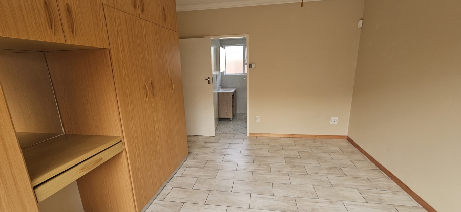 3 Bedroom Property for Sale in New Redruth Gauteng