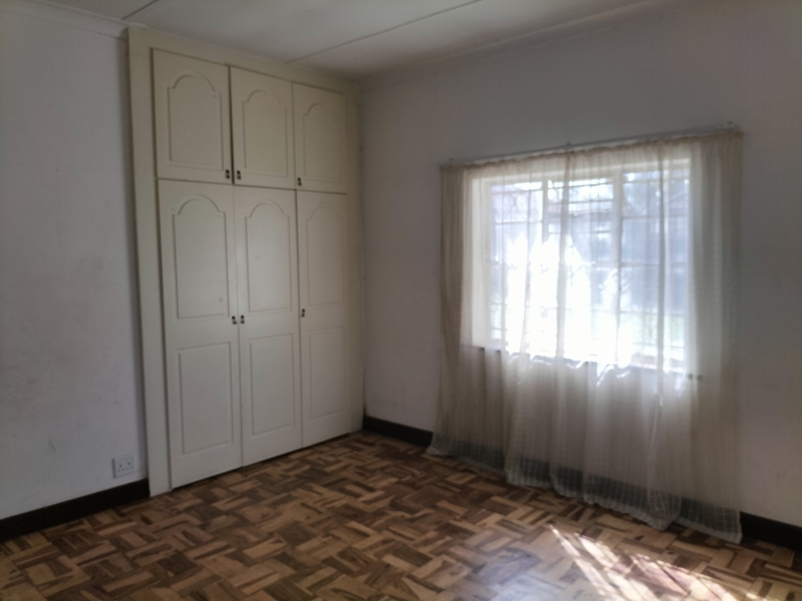4 Bedroom Property for Sale in Discovery Gauteng