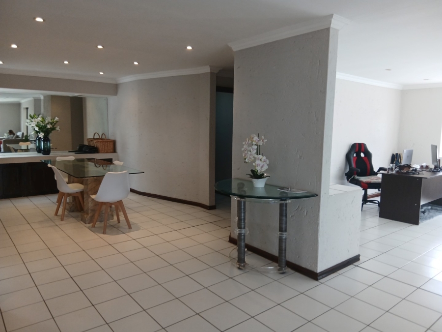 3 Bedroom Property for Sale in Orange Grove Gauteng