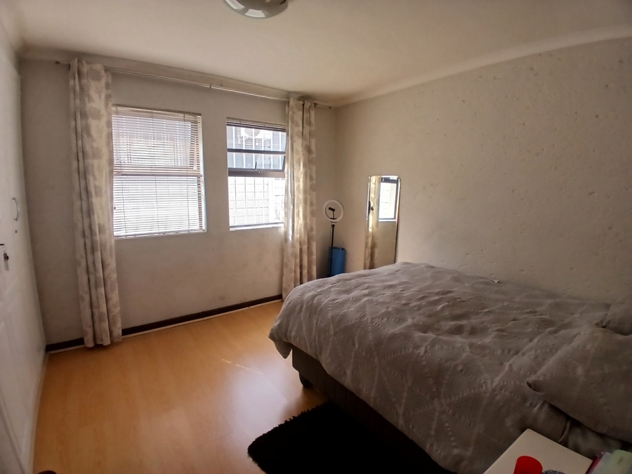 3 Bedroom Property for Sale in Orange Grove Gauteng
