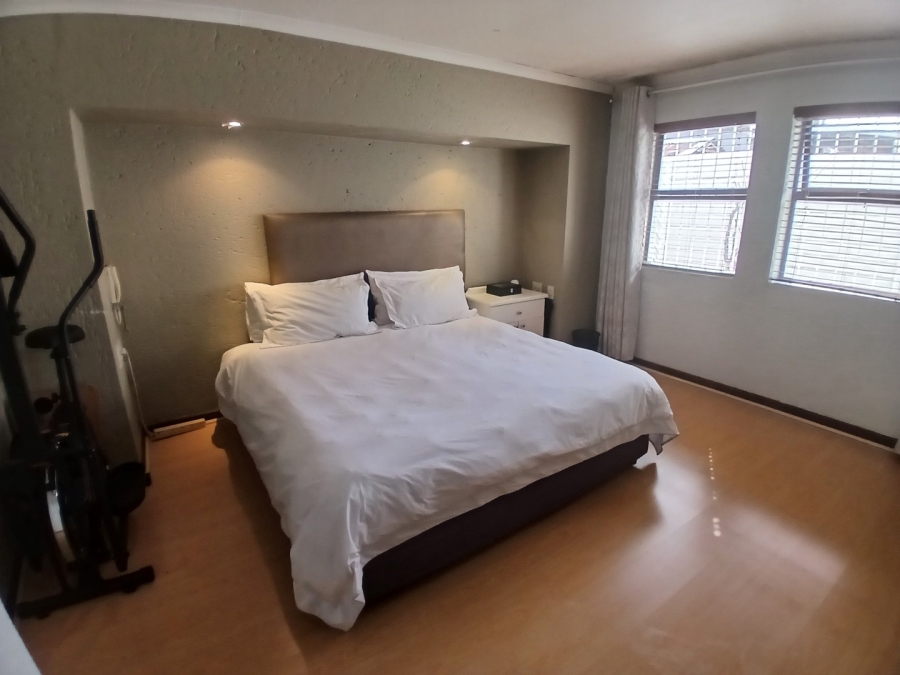 3 Bedroom Property for Sale in Orange Grove Gauteng