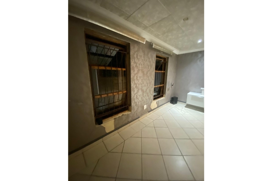 3 Bedroom Property for Sale in Kibler Park Gauteng