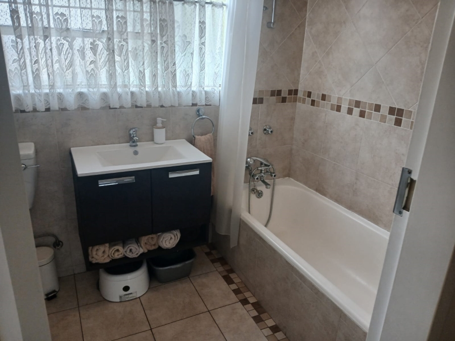 3 Bedroom Property for Sale in Randhart Gauteng