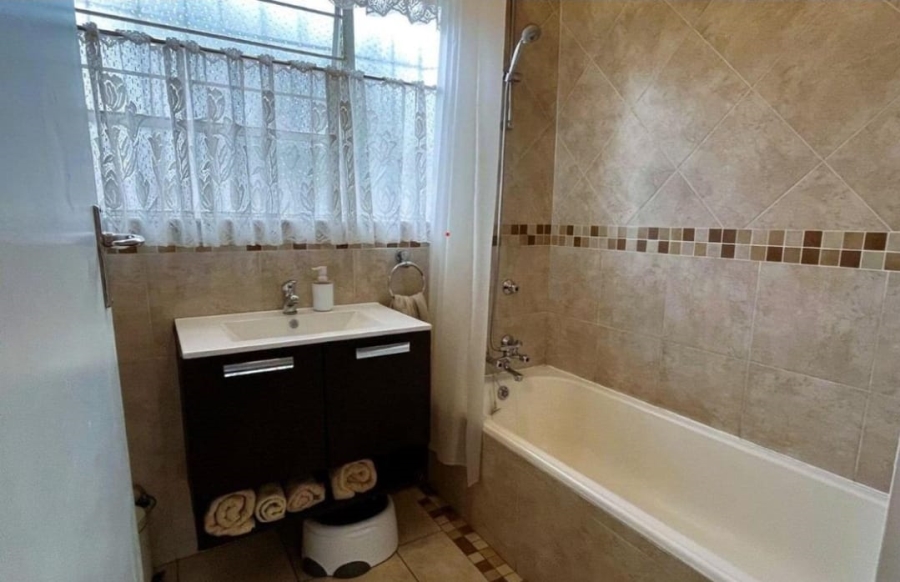 3 Bedroom Property for Sale in Randhart Gauteng