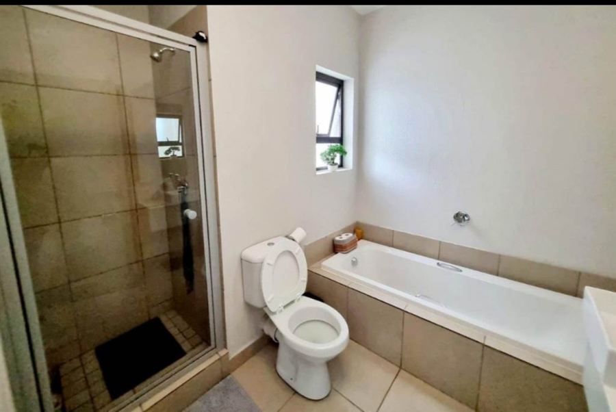 To Let 1 Bedroom Property for Rent in Broadacres Gauteng