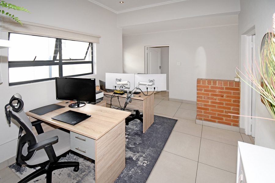 3 Bedroom Property for Sale in Broadacres Gauteng