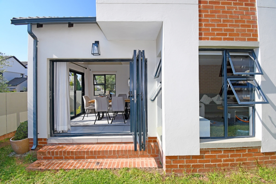 3 Bedroom Property for Sale in Broadacres Gauteng