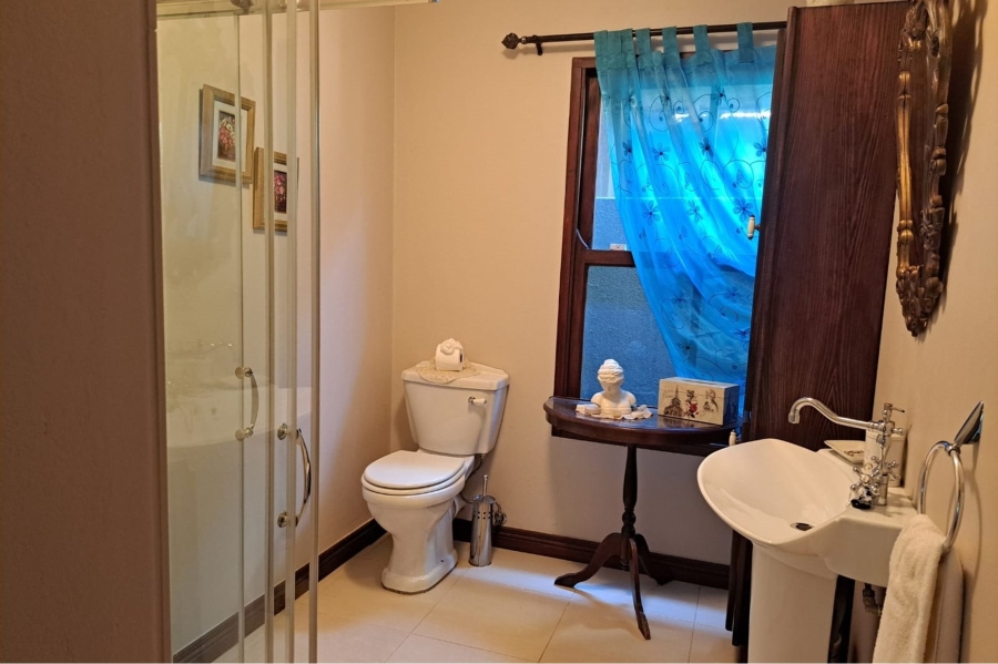 5 Bedroom Property for Sale in Letamo Game Farm Gauteng
