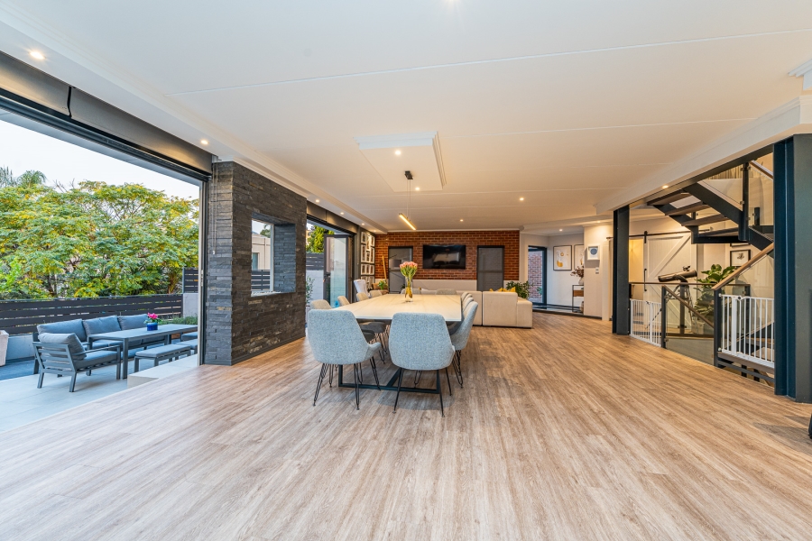 5 Bedroom Property for Sale in Constantia Kloof Gauteng