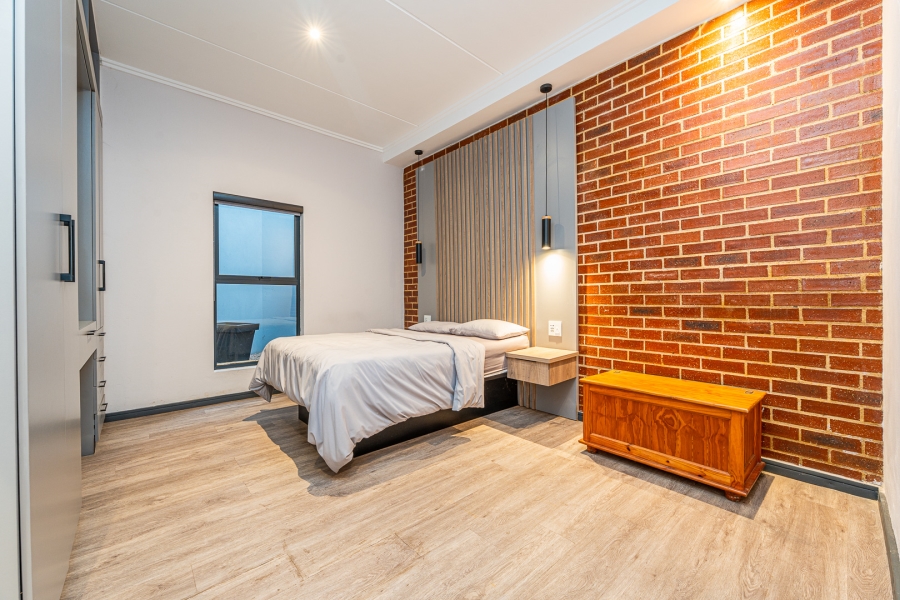 5 Bedroom Property for Sale in Constantia Kloof Gauteng