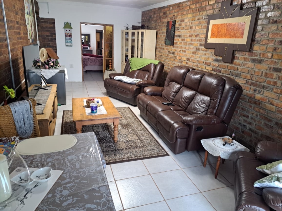 4 Bedroom Property for Sale in Paul Krugersoord Gauteng