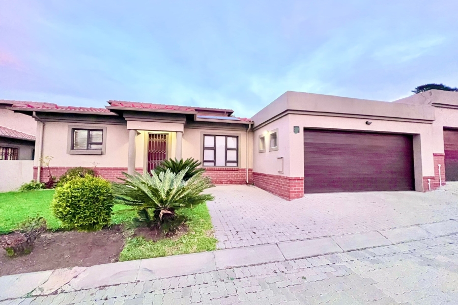 To Let 4 Bedroom Property for Rent in Noordwyk Gauteng