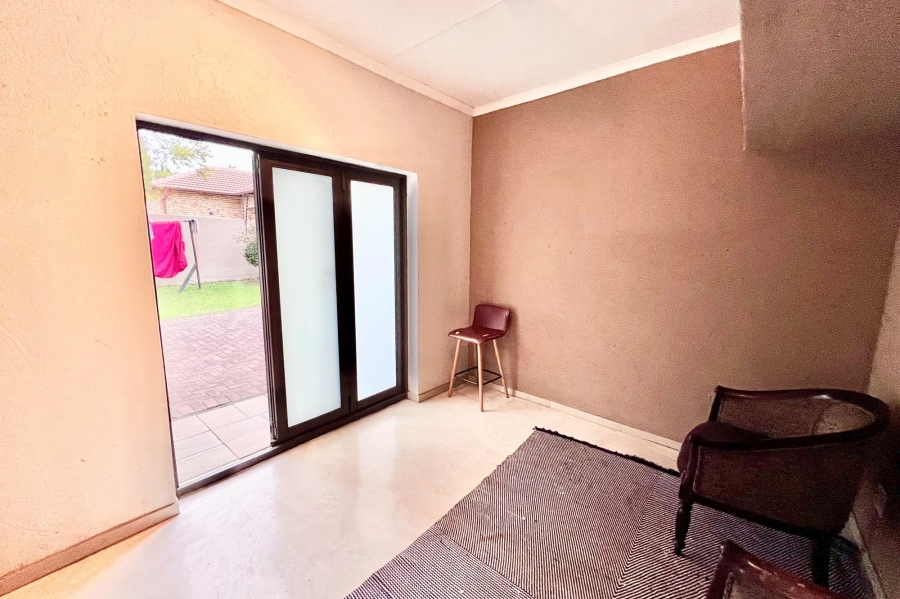 To Let 4 Bedroom Property for Rent in Noordwyk Gauteng