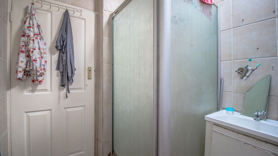 6 Bedroom Property for Sale in Elspark Gauteng