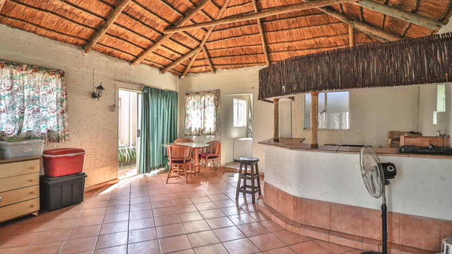 6 Bedroom Property for Sale in Elspark Gauteng