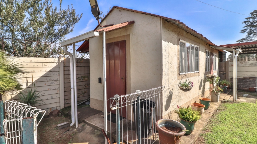 6 Bedroom Property for Sale in Elspark Gauteng