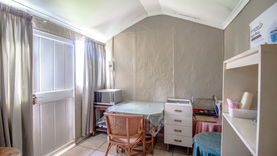 6 Bedroom Property for Sale in Elspark Gauteng