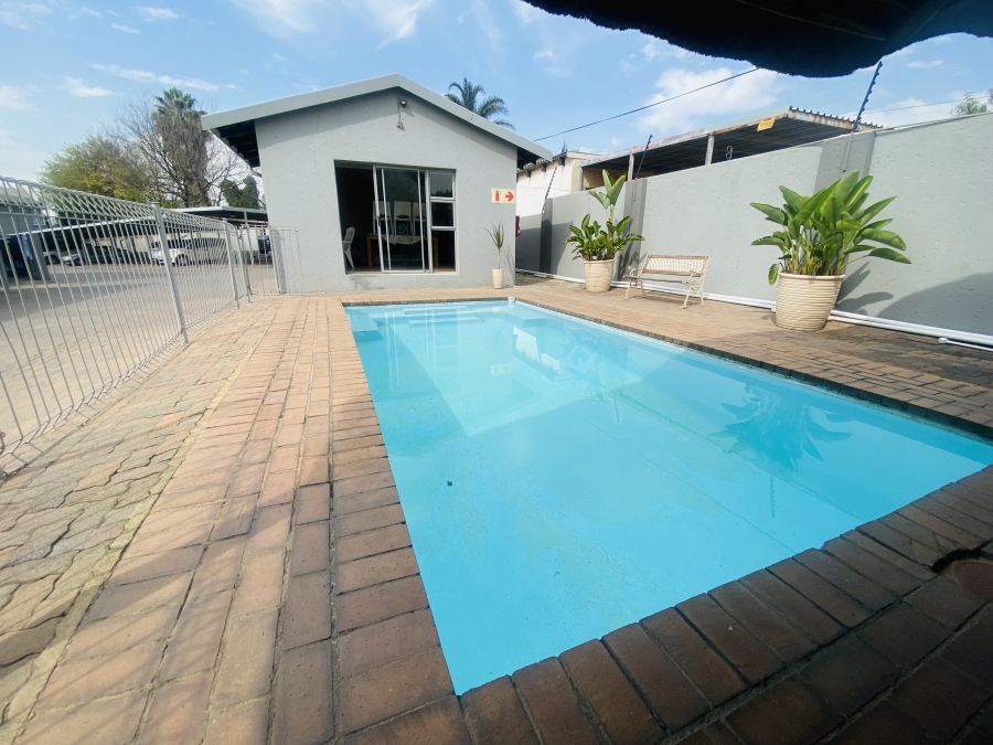 2 Bedroom Property for Sale in Raceview Gauteng