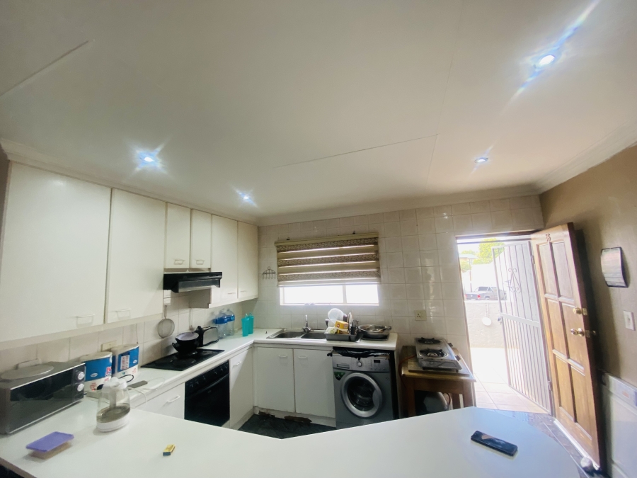 2 Bedroom Property for Sale in Raceview Gauteng