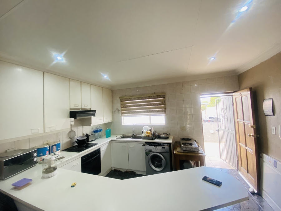 2 Bedroom Property for Sale in Raceview Gauteng