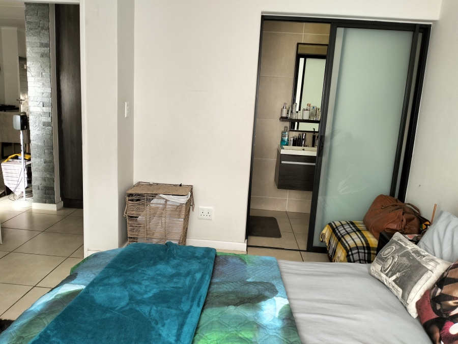 3 Bedroom Property for Sale in Greenstone Crest Gauteng