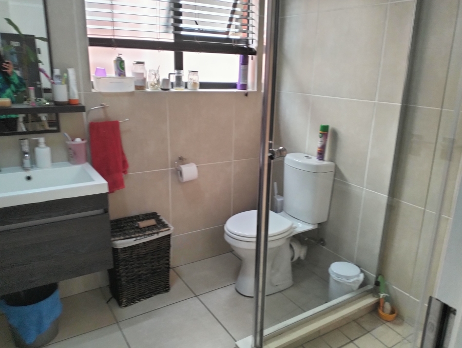 3 Bedroom Property for Sale in Greenstone Crest Gauteng
