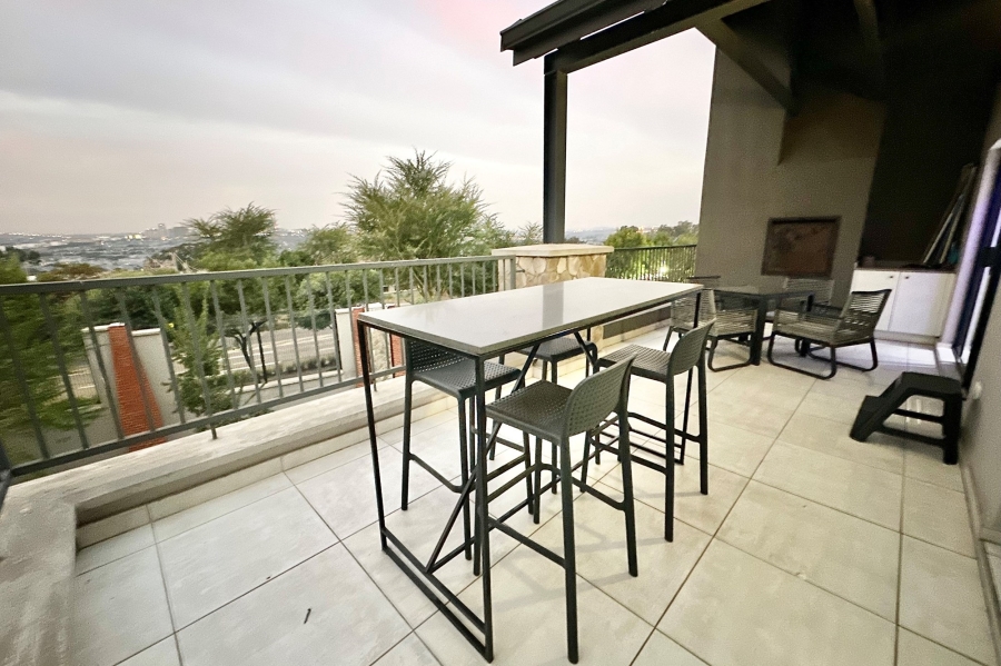 To Let 2 Bedroom Property for Rent in The Polofields Gauteng