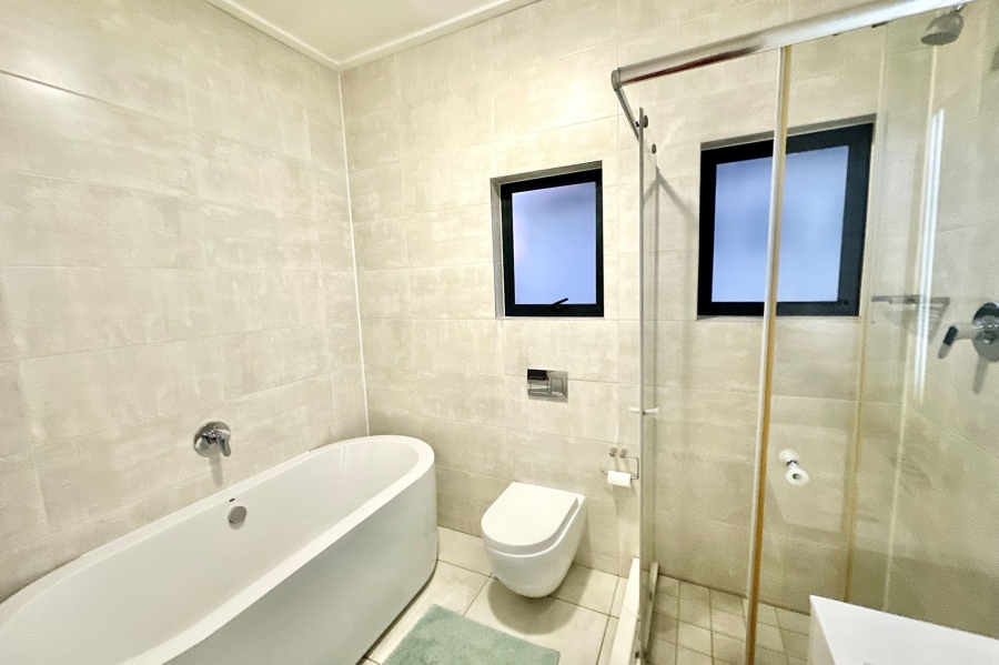 To Let 2 Bedroom Property for Rent in The Polofields Gauteng
