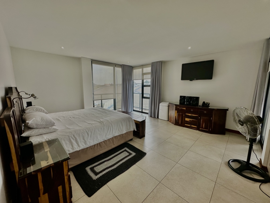 4 Bedroom Property for Sale in Eye of Africa Gauteng