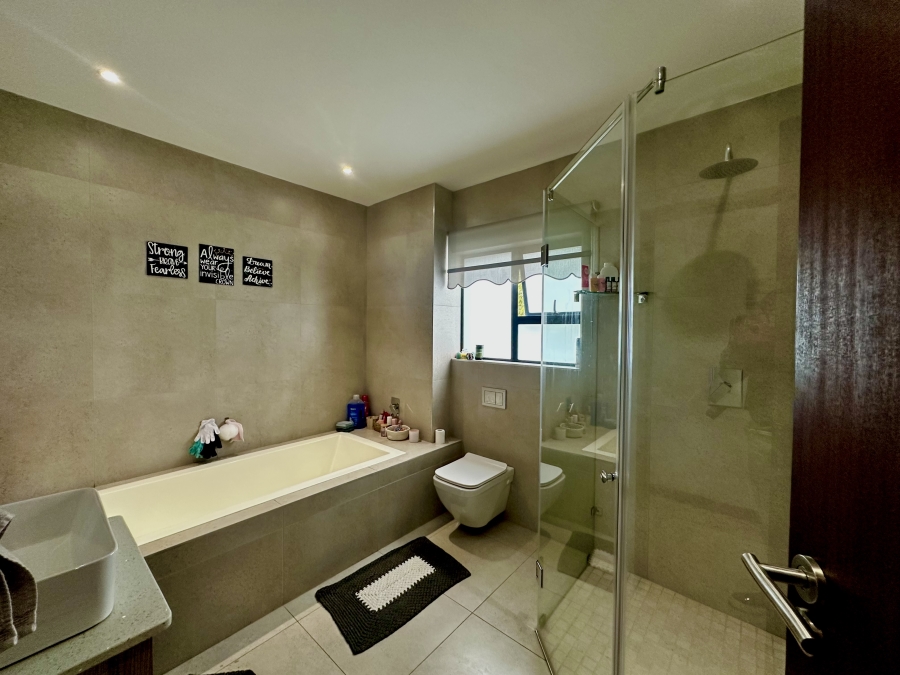 4 Bedroom Property for Sale in Eye of Africa Gauteng